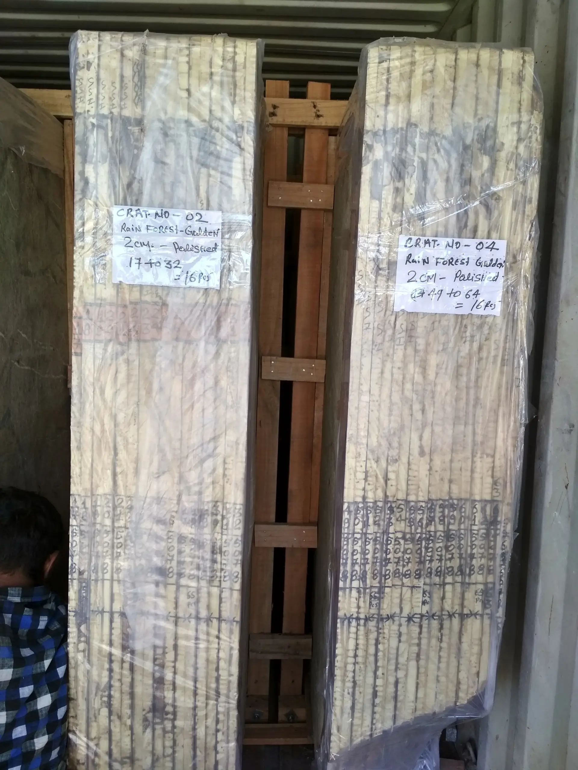Stone packaging and export container stuffing